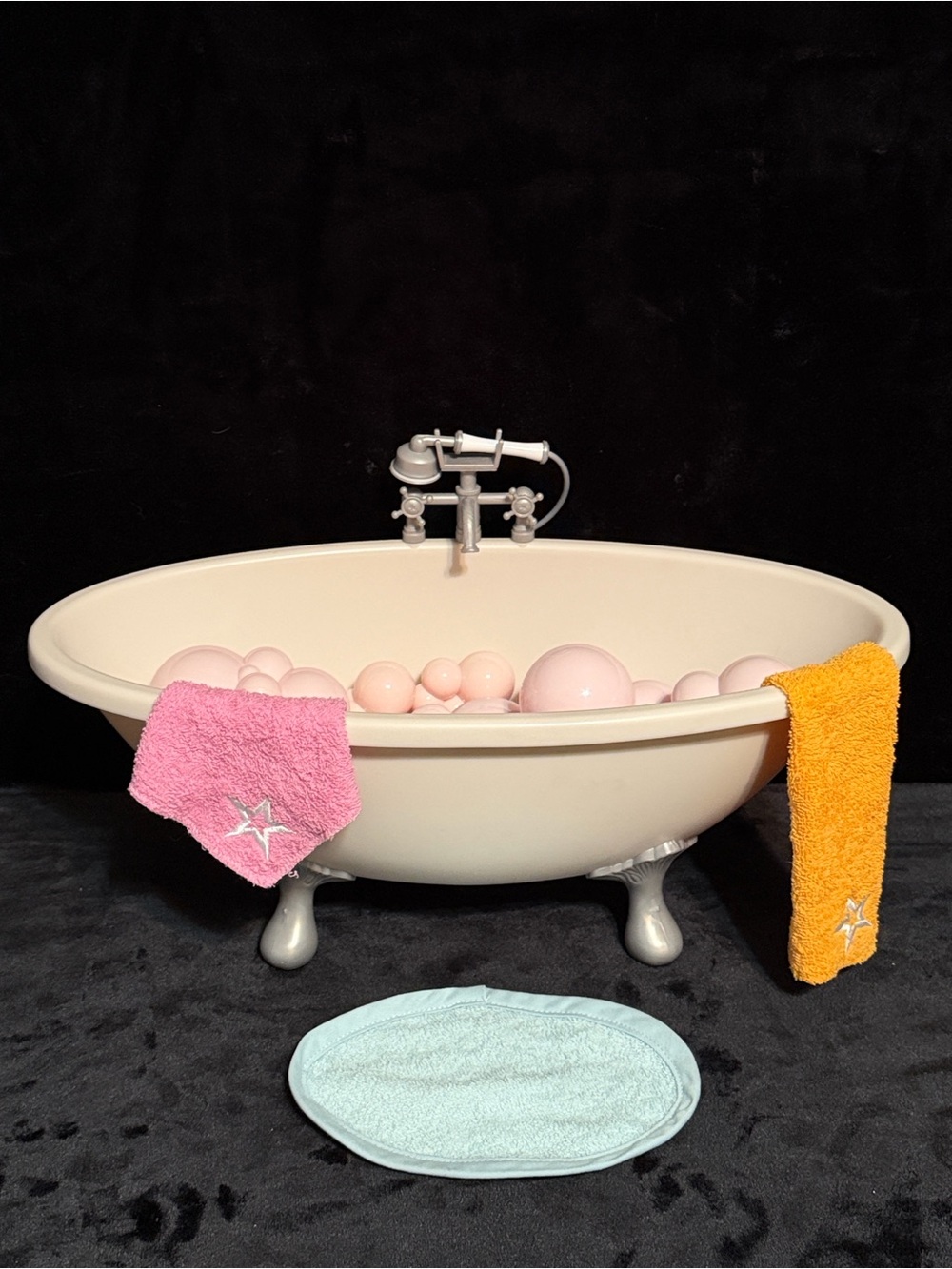 American Girl Doll Bathtub Play Set with Pink Bubbles Blue Mat and Towels - Picture 2 of 15